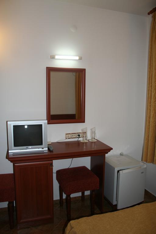 Hotel Todorova House Zlatograd Exterior foto