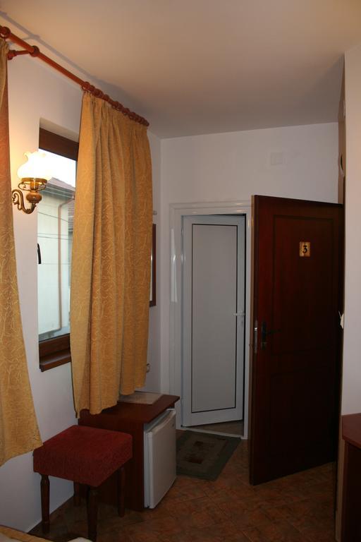 Hotel Todorova House Zlatograd Exterior foto